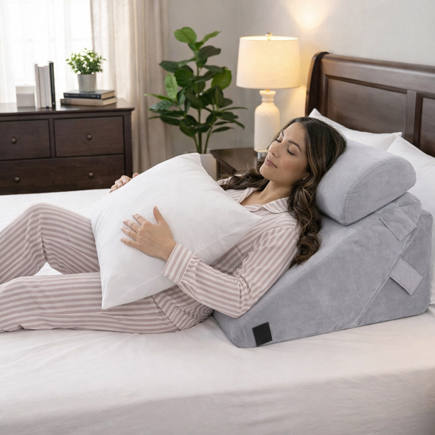 Image of HOMESO Memory Foam Orthopaedic Pillow Pack of 2 Solid Wedge Pillow with Headrest & Polyfill Pillow Combo, Leg Elevation Pillow (Light Grey)