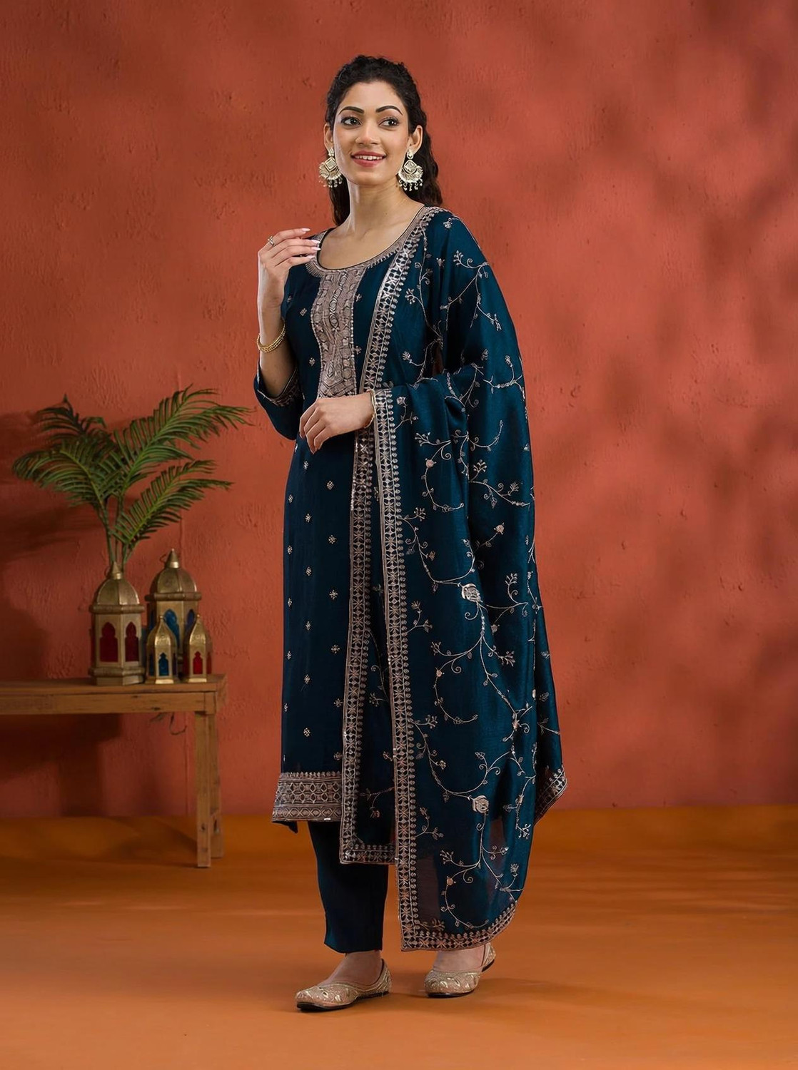 Image of SHISHKALA Printed Kurta, Trouser /Pant & Dupatta Set