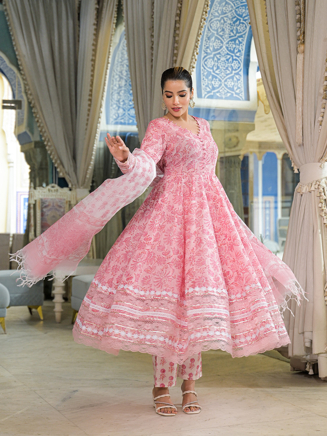 Image of DIVENA Floral Print Kurta, Trouser /Pant & Dupatta Set