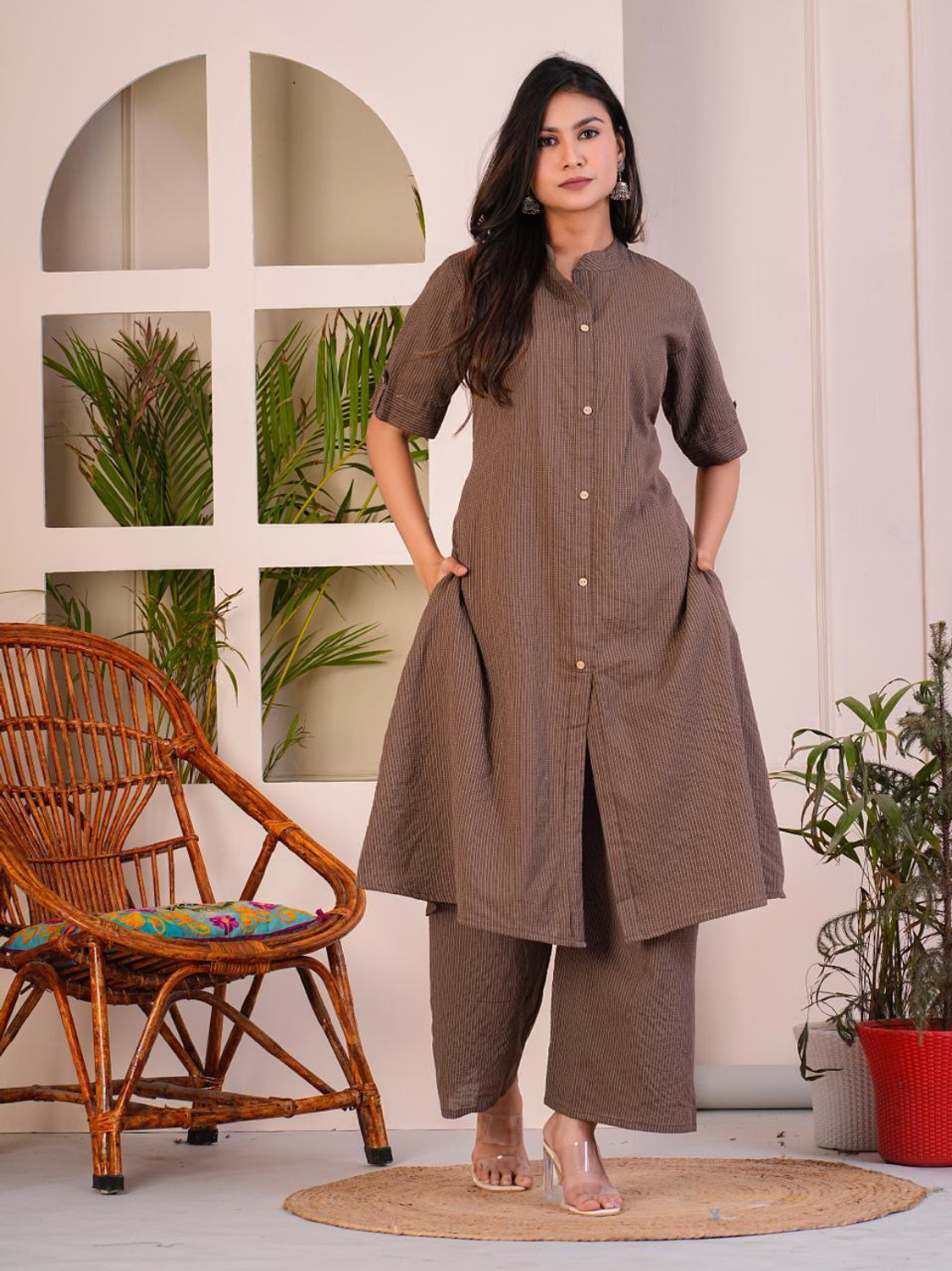 Image of Hunaiza Women Cotton Rayon Kurta Pant Set