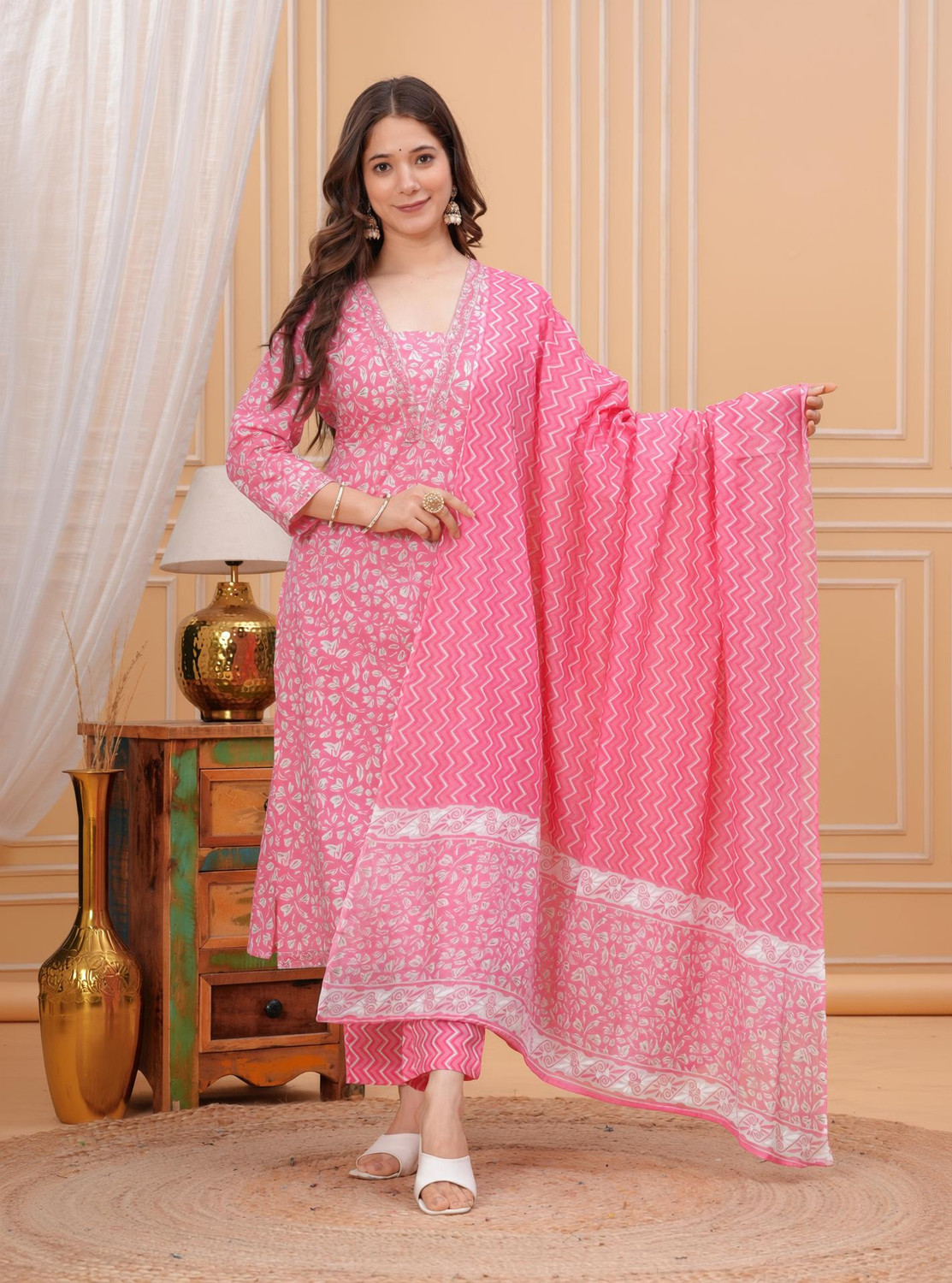 Image of Klosia Printed Kurta, Trouser /Pant & Dupatta Set
