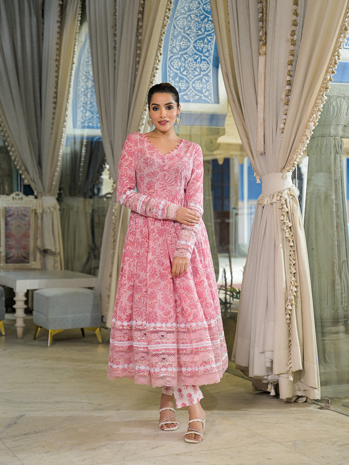 Image of DIVENA Floral Print Kurta, Trouser /Pant & Dupatta Set