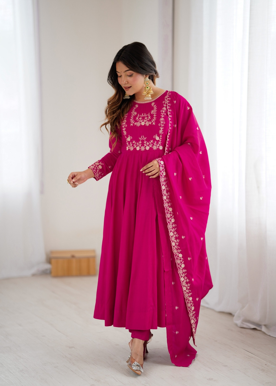 Image of Mariyam enterprises Pink-SuitSet Embroidered Kurta, Trouser /Pant & Dupatta Set