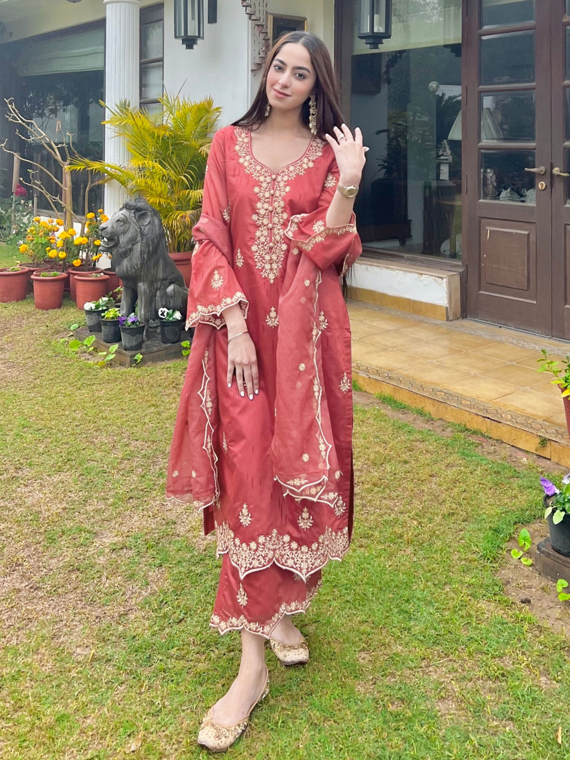 Image of SHISHKALA Printed Kurta, Trouser /Pant & Dupatta Set