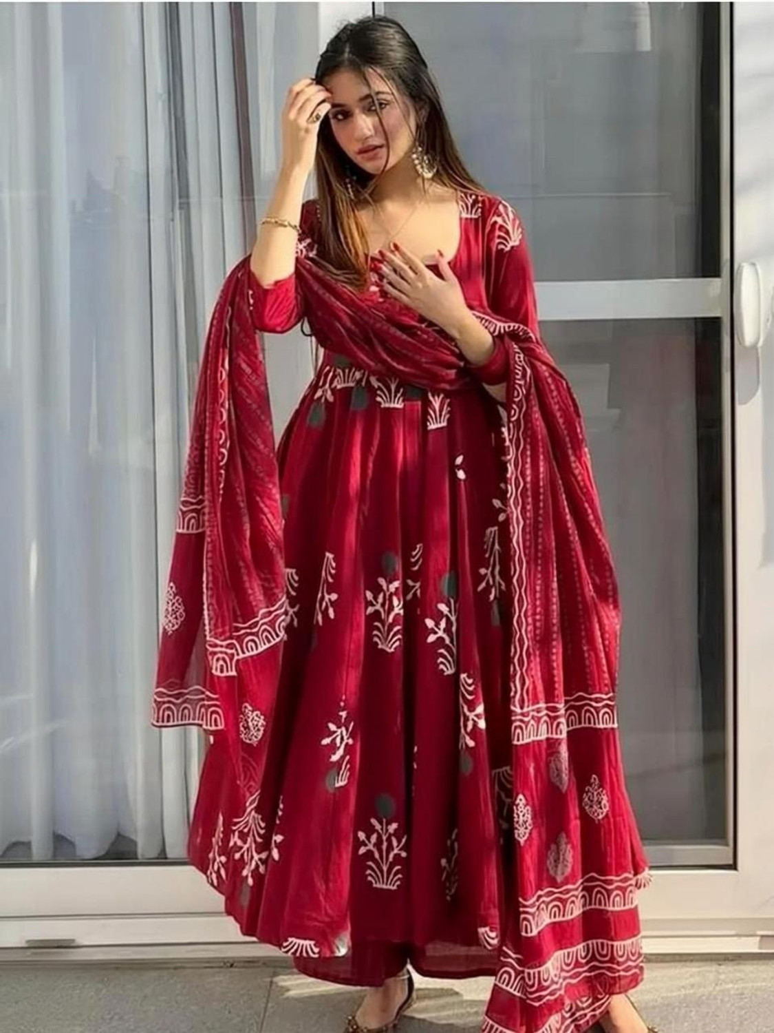 Image of GOKUL NX Printed Kurta, Trouser /Pant & Dupatta Set