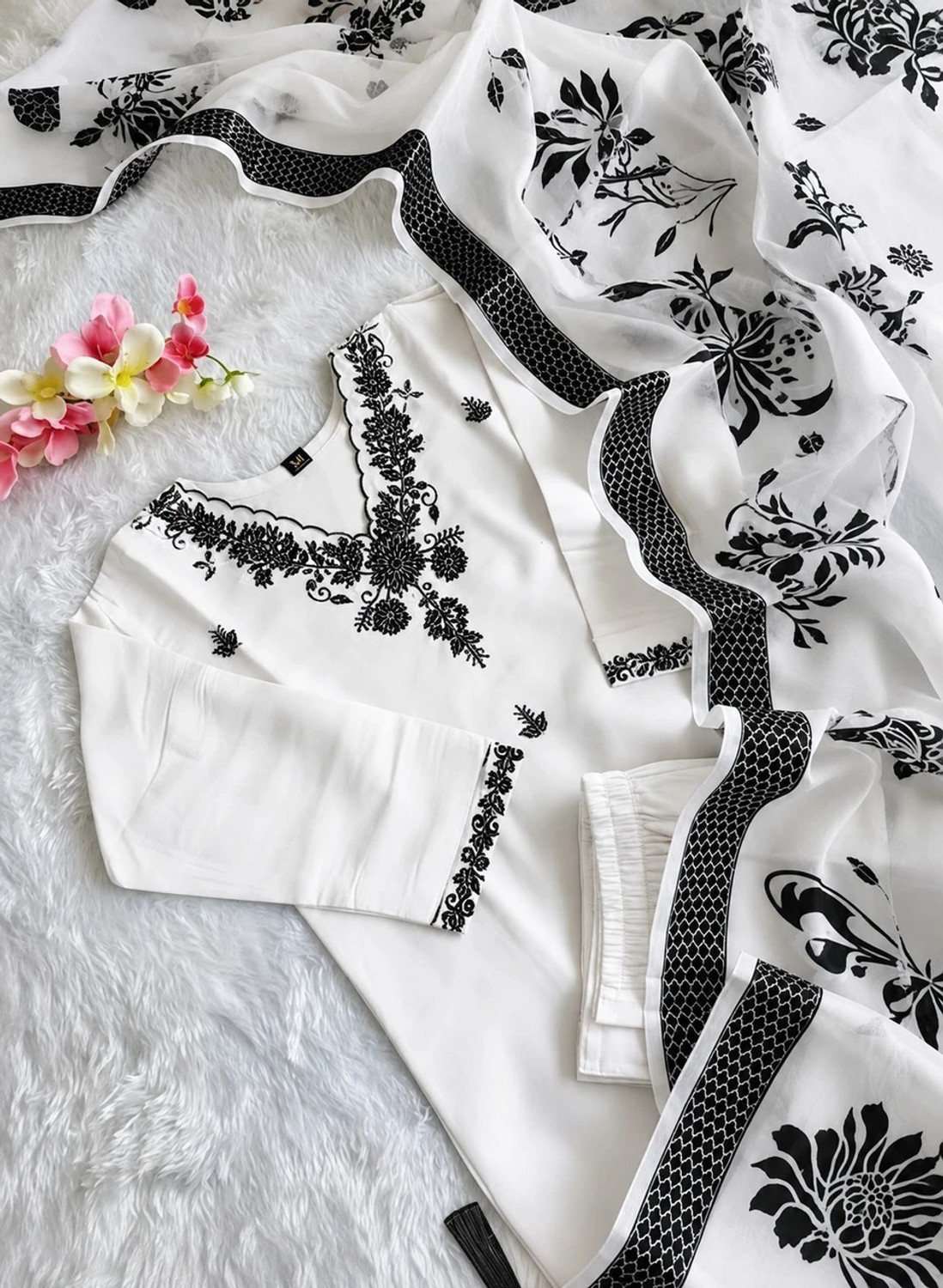 Image of CHECHI Embroidered Kurta, Palazzo & Dupatta Set