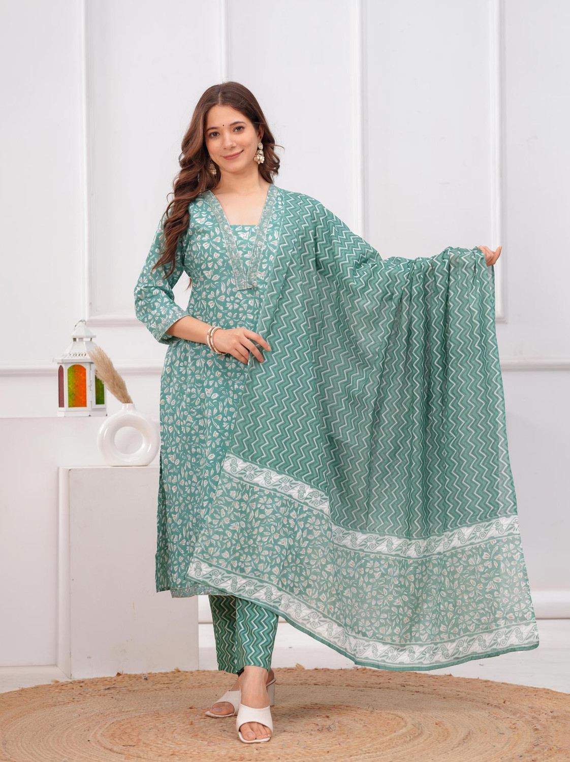 Image of Klosia Printed Kurta, Trouser /Pant & Dupatta Set