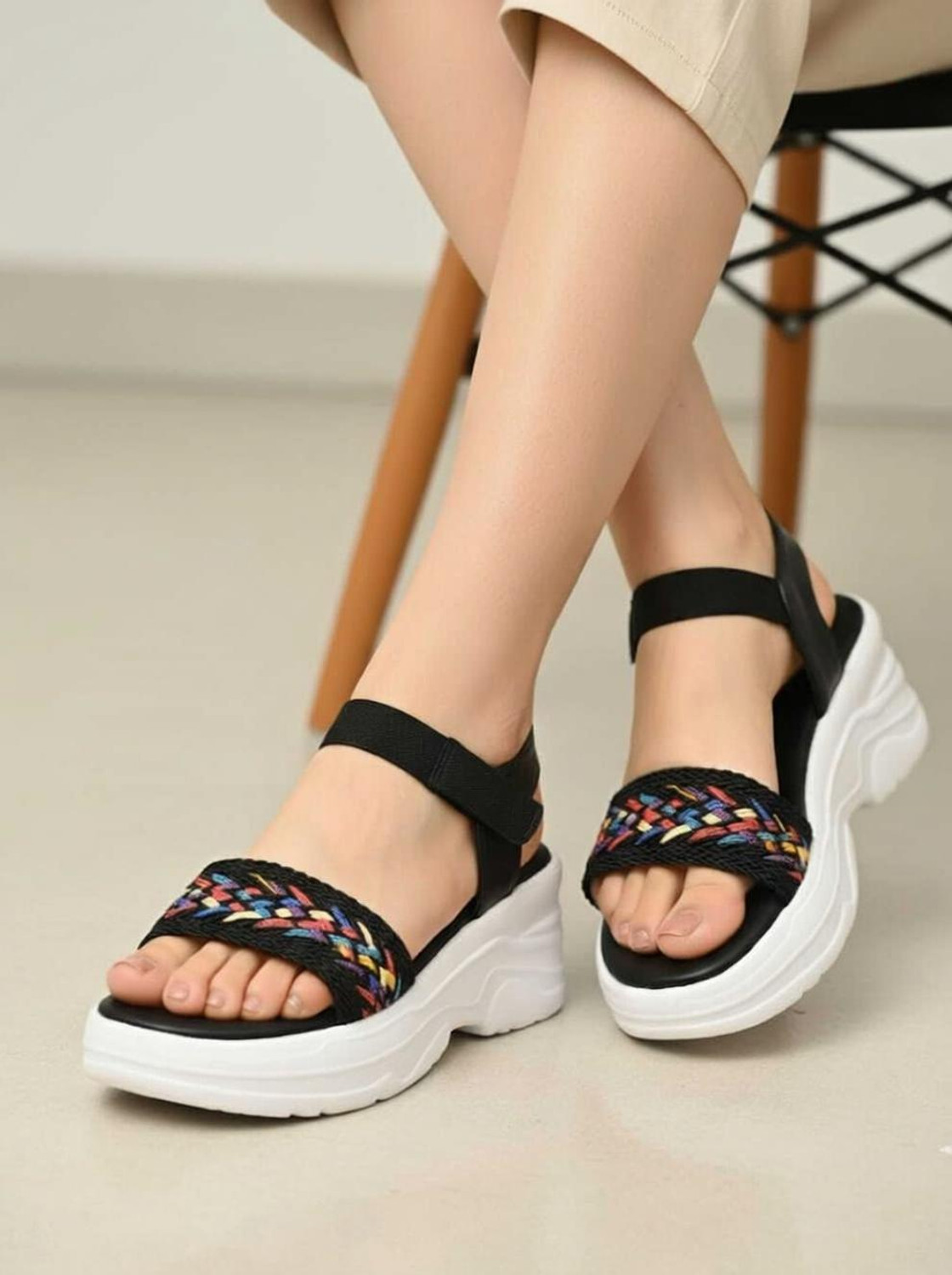 Image of Well Wear Velcro Strappy Sandals For Girls (Black , 7-8 Years)