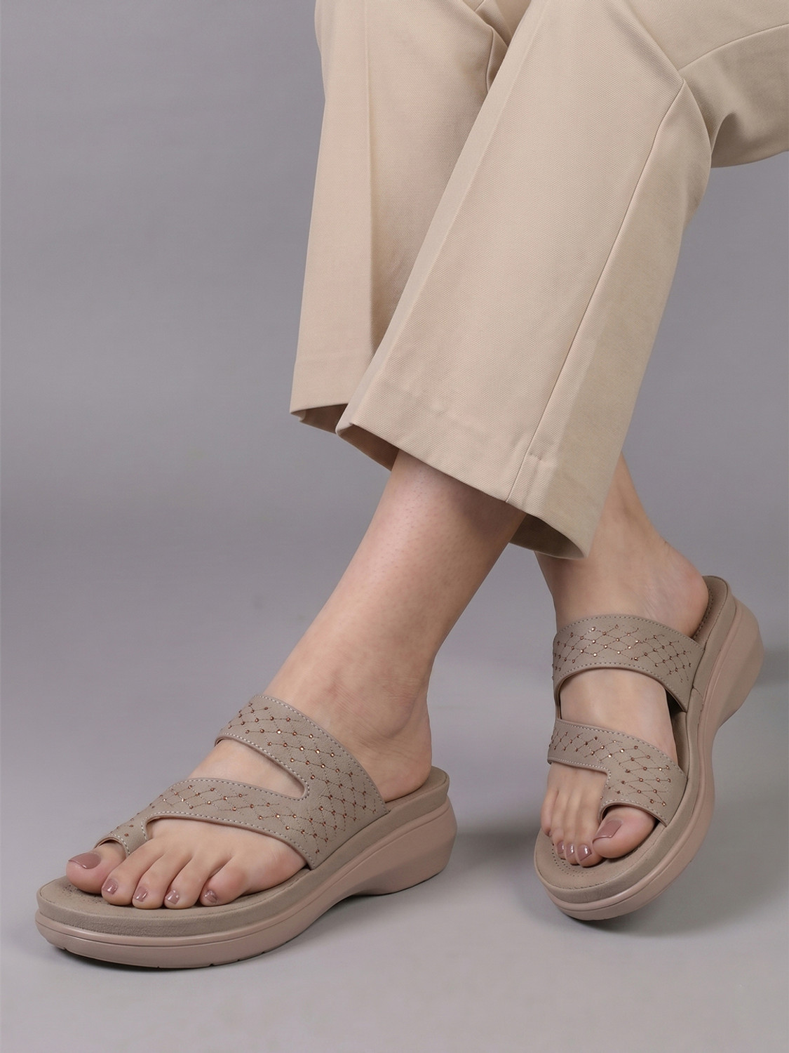Image of Roadster Women Wedges Sandal (Beige , 6)