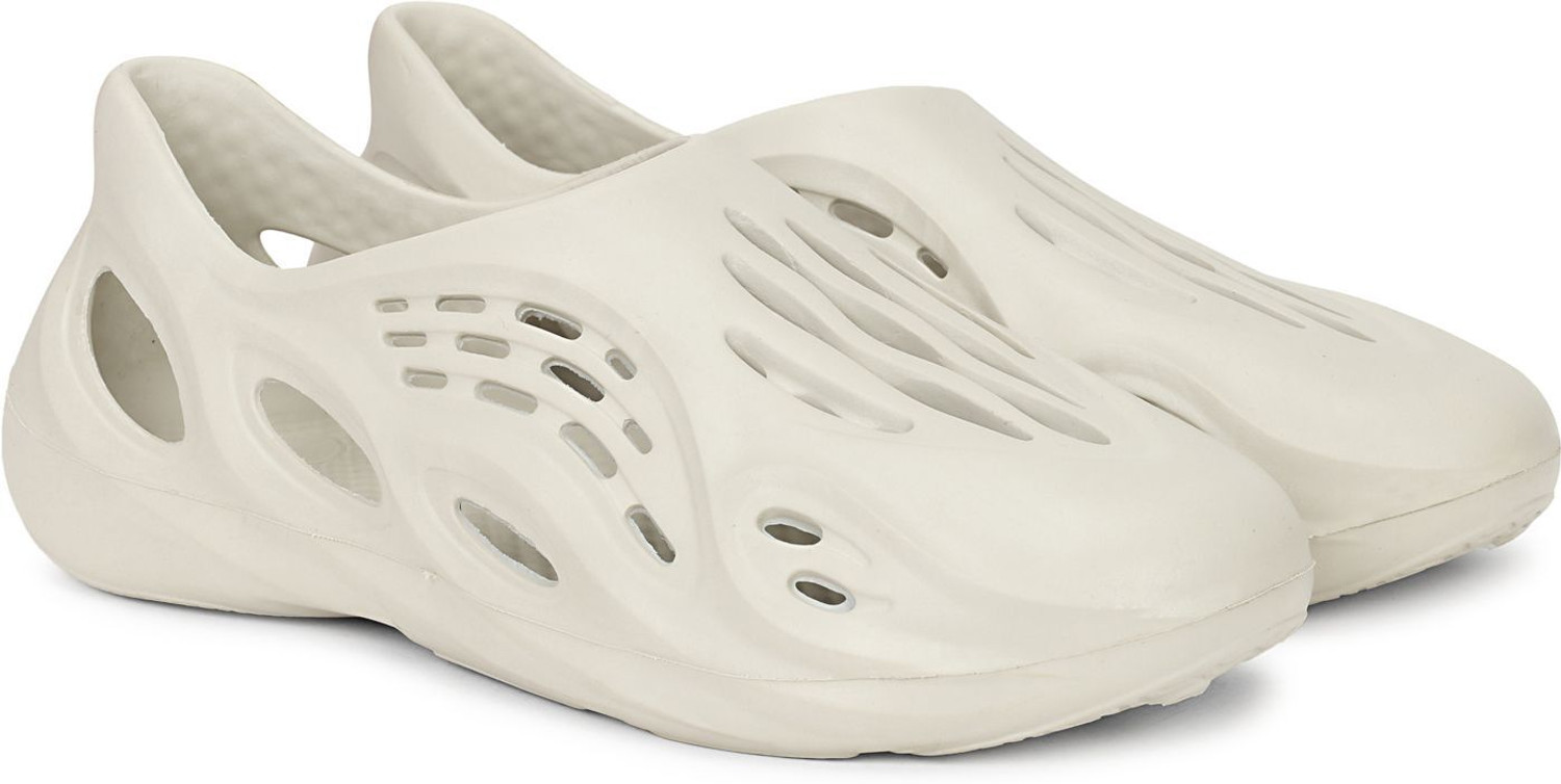 Image of Arvok Men Clogs Sandal (White , 9)