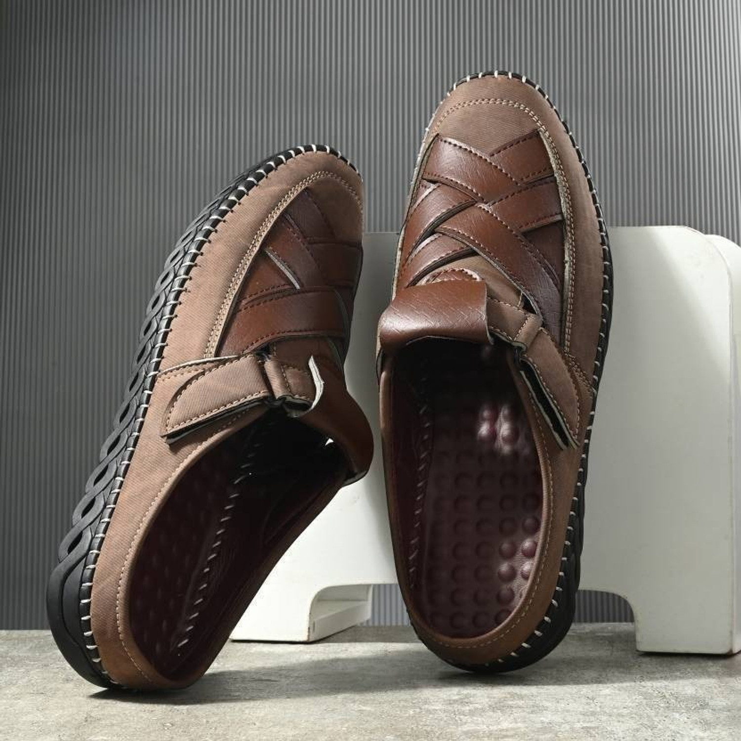 Image of Men's Avenue Men Sandal (Brown , 9)