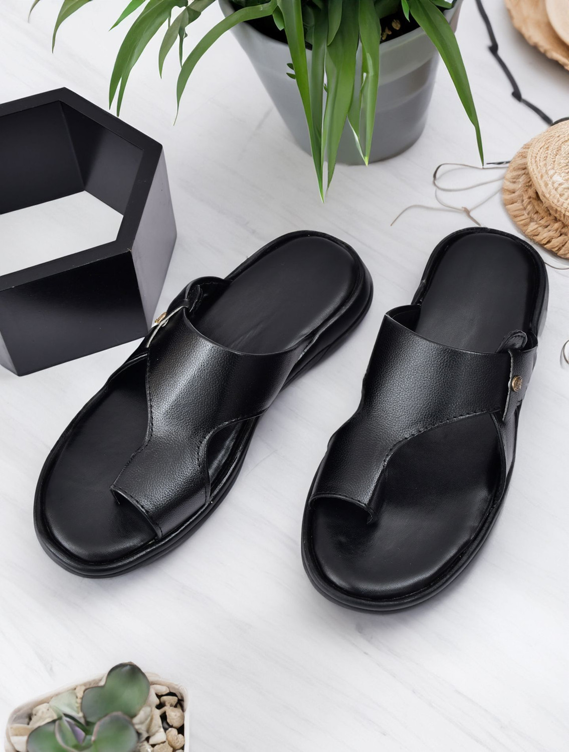 Image of GAUTAMFIT Men Sandal (Black , 8)