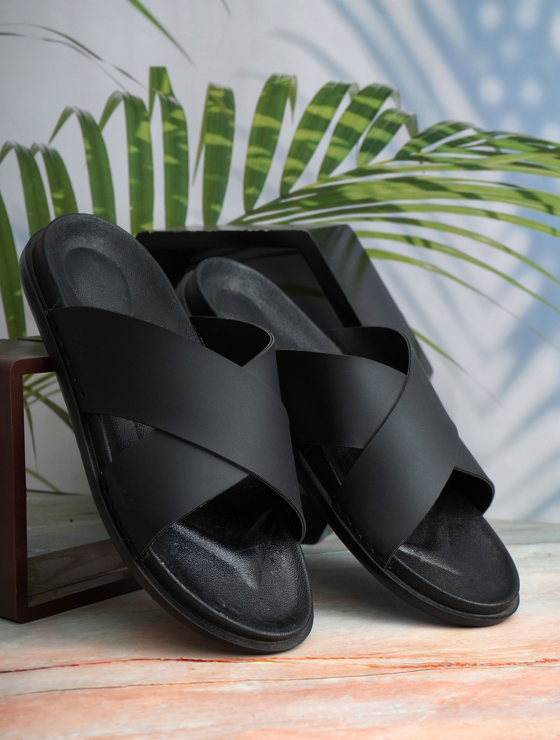 SBNGROUP Men Black Sandals - Image 6