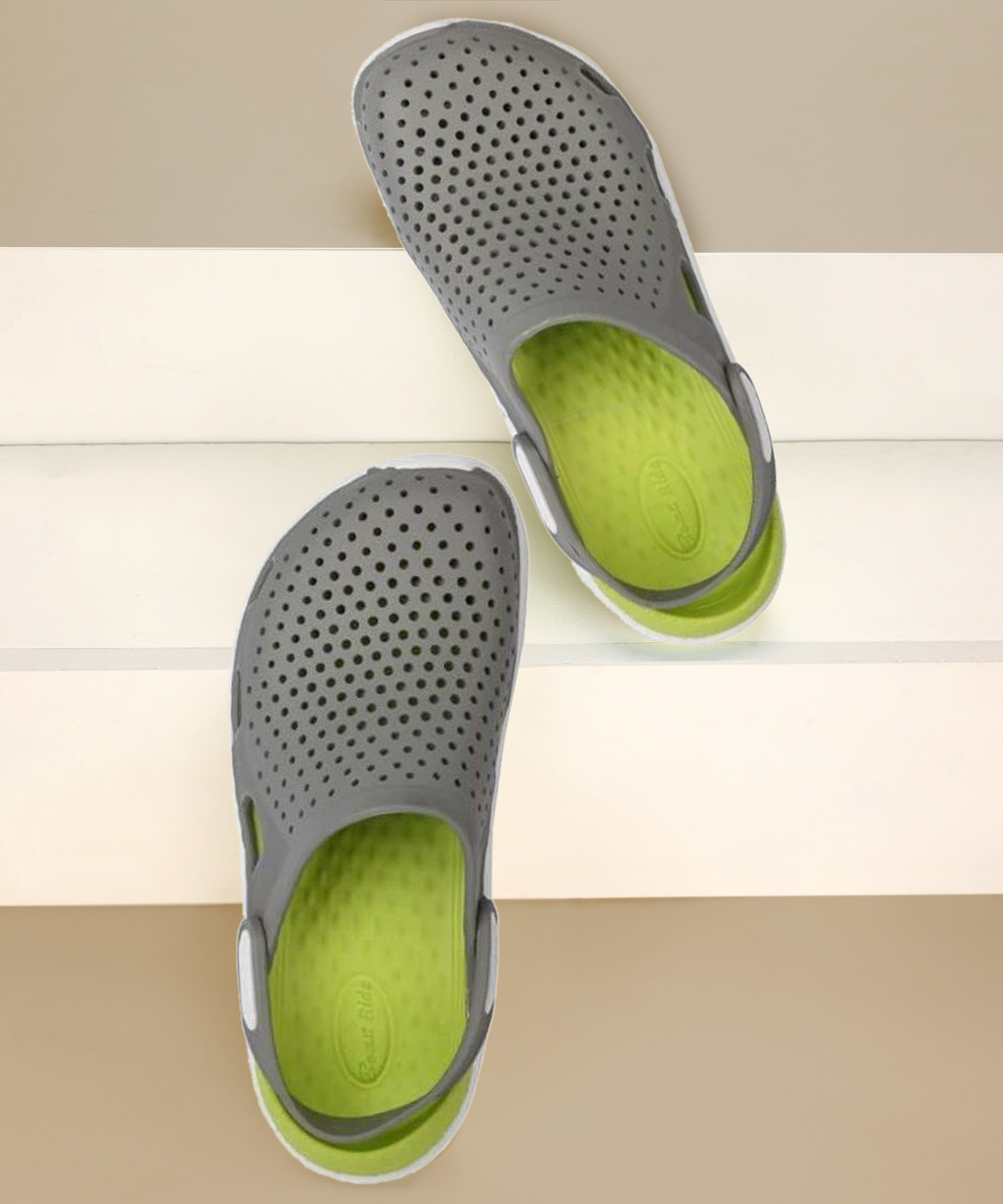 Image of CROCS Men Casual Sandal (Grey , 7)