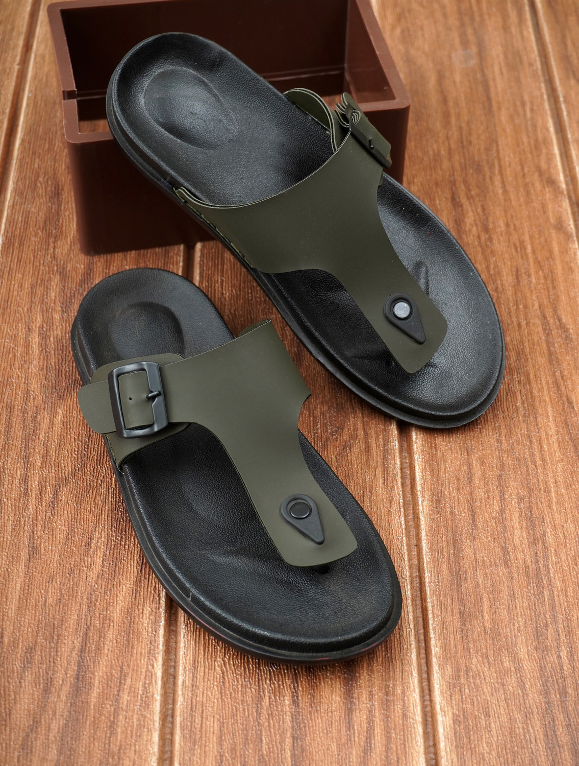 Image of house of common Men Sandal (Green, Olive , 9)