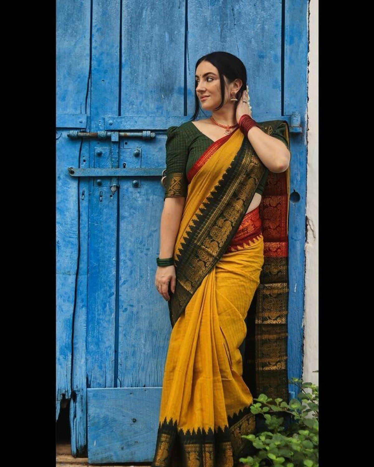 Image of GulabiSaheba Woven Daily Wear Pure Cotton Saree (Yellow, Blue)