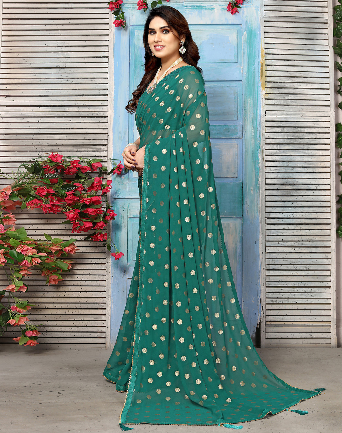 Image of Siril Geometric Print, Printed, Embellished Bollywood Georgette Saree (Green)