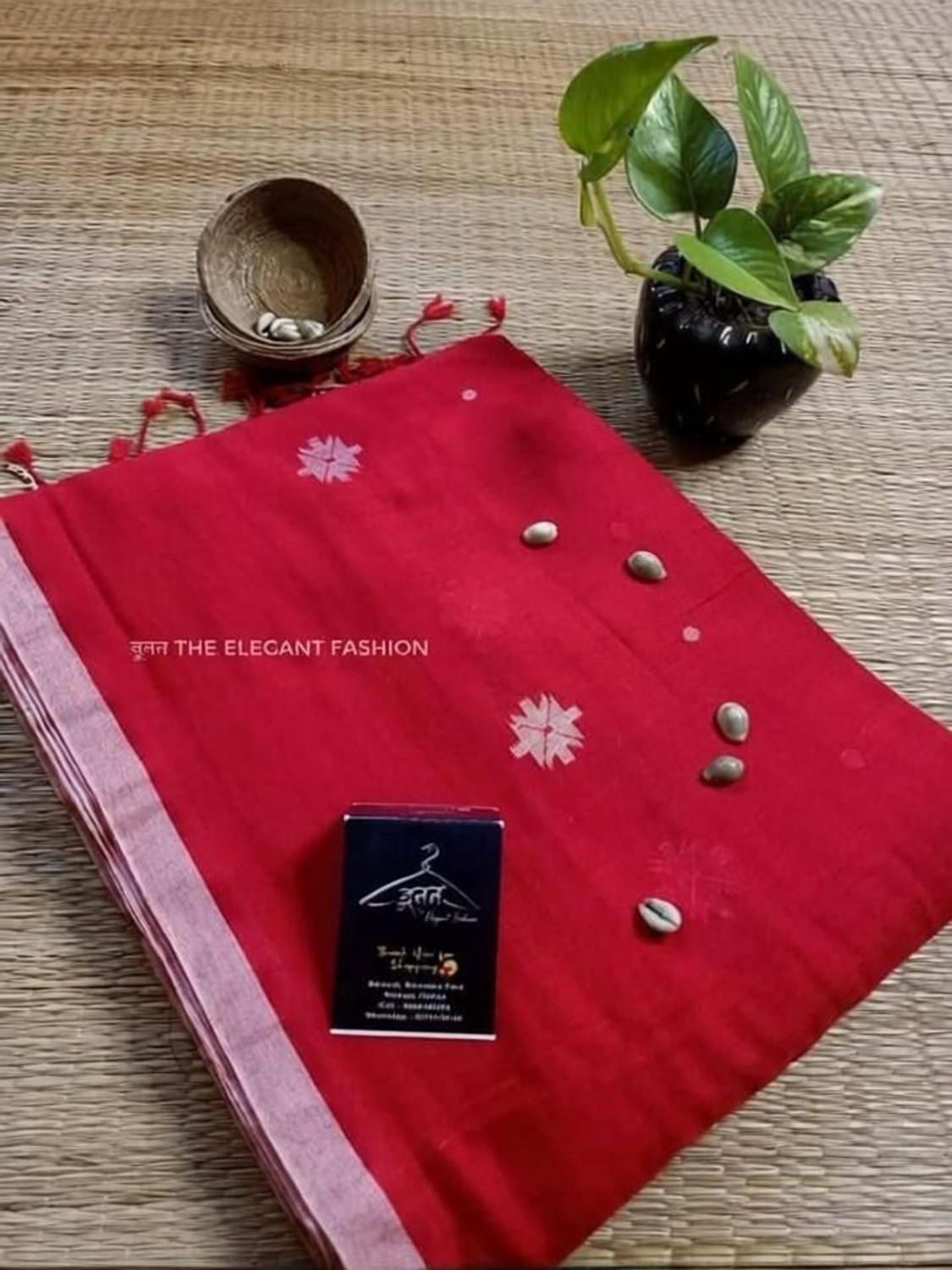 Image of sourav biswas Woven Handloom Pure Cotton Saree (Red)