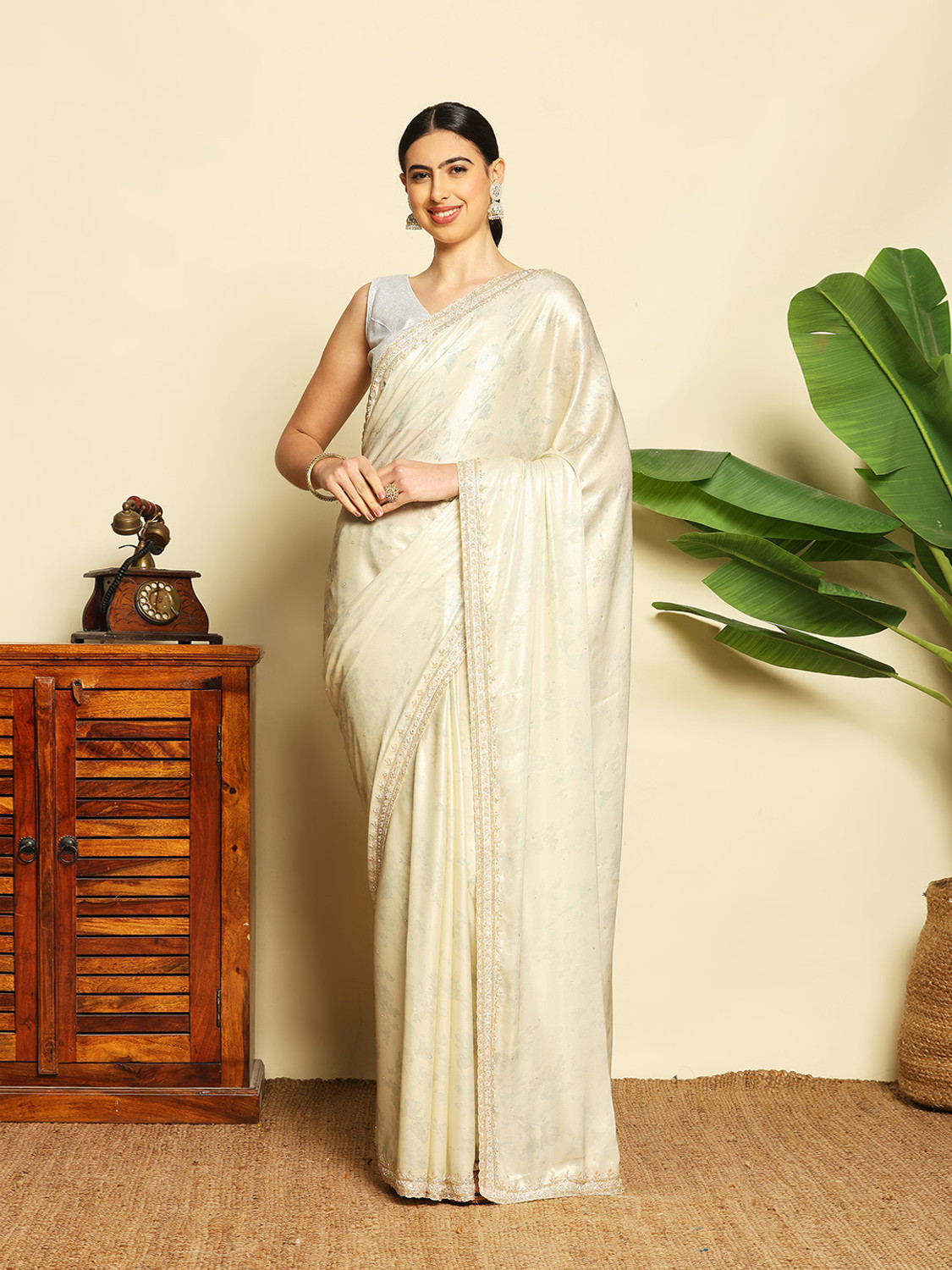 Image of Meena Bazaar Embroidered Bollywood Georgette Saree (Light Green)