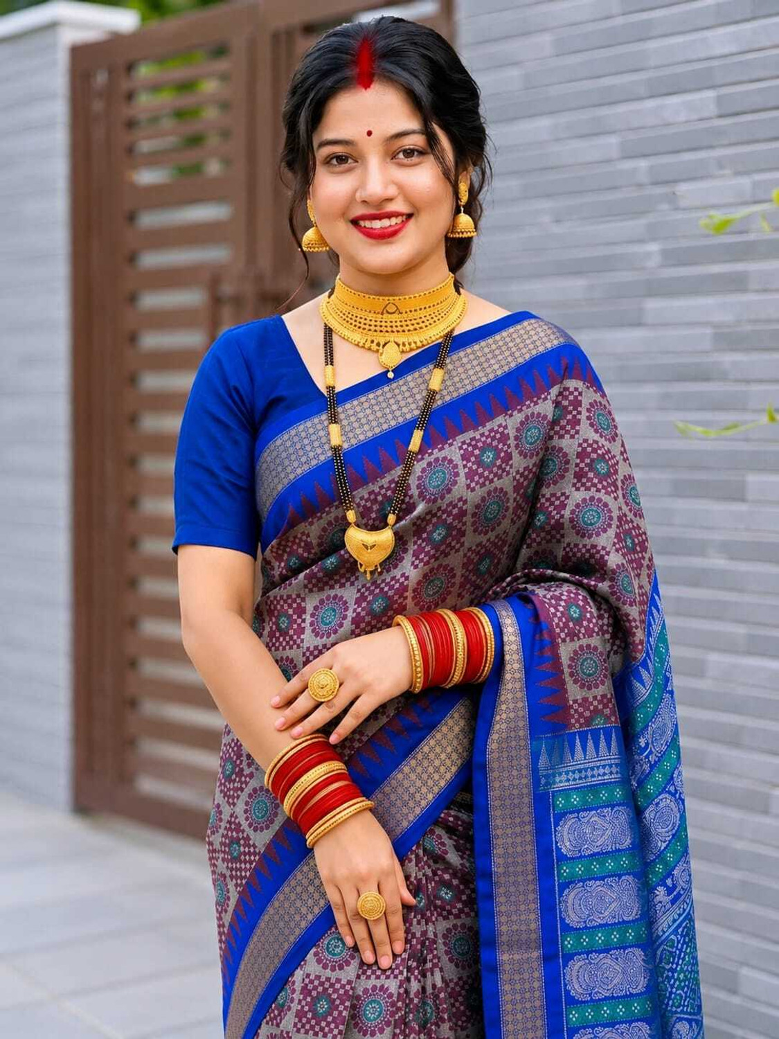 Buy Sairi Woven Sambalpuri Art Silk Multicolor Saree - Image 1