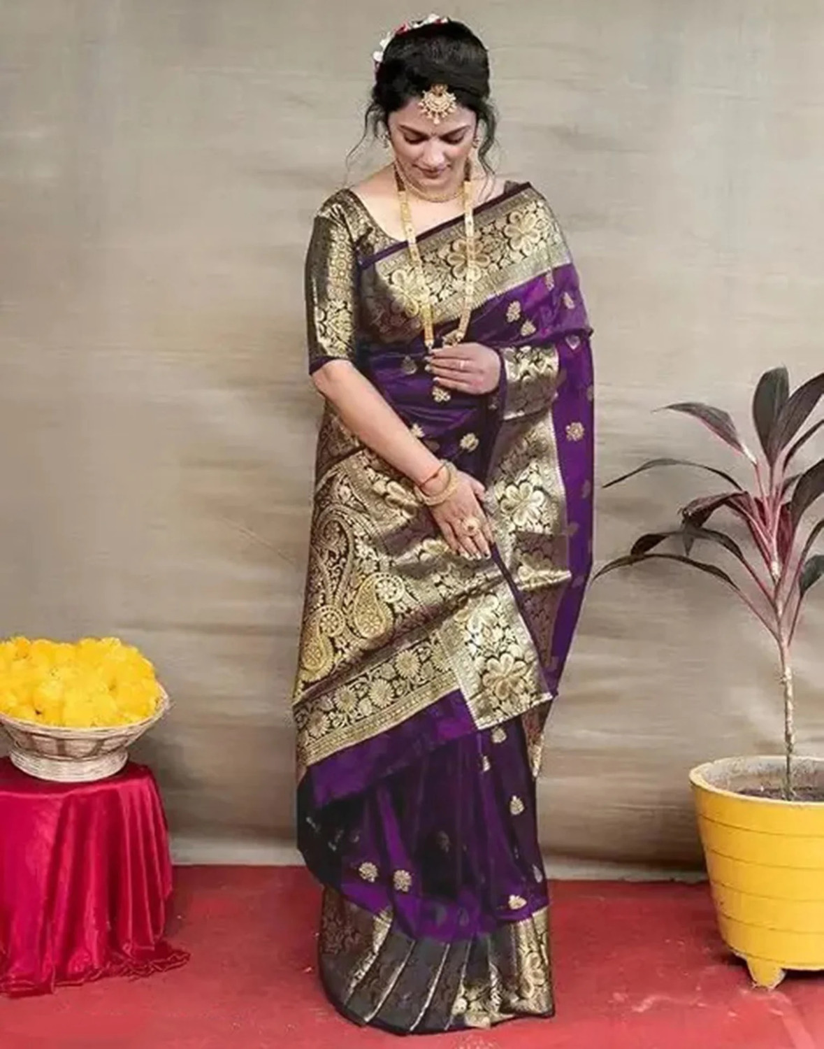 Buy Mishowglitter Embroidered Patola Jacquard Silk Saree - Image 1
