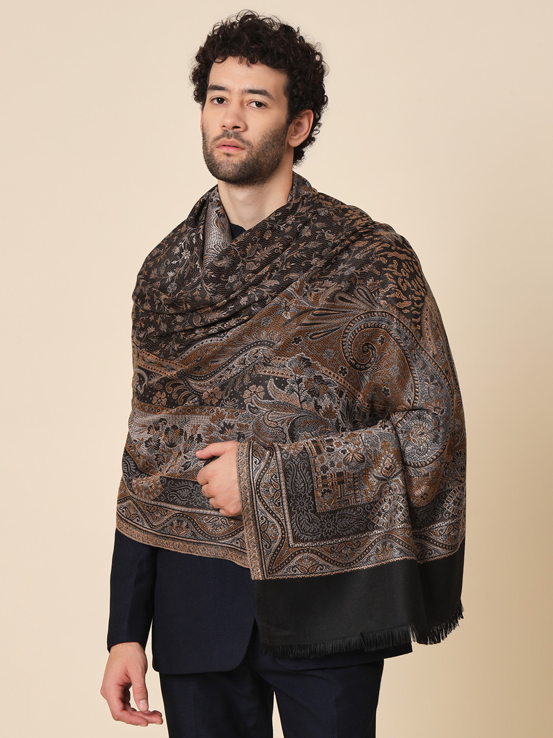 Image of Ramnaya Wool Paisley Men Shawl (Black)