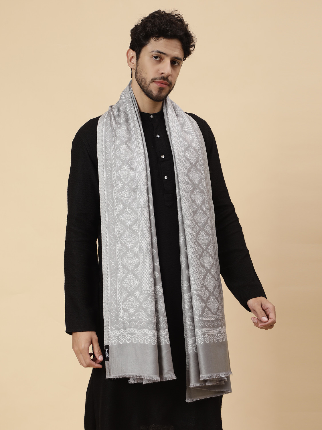 Image of Ramnaya Wool Paisley Men Shawl (Black)