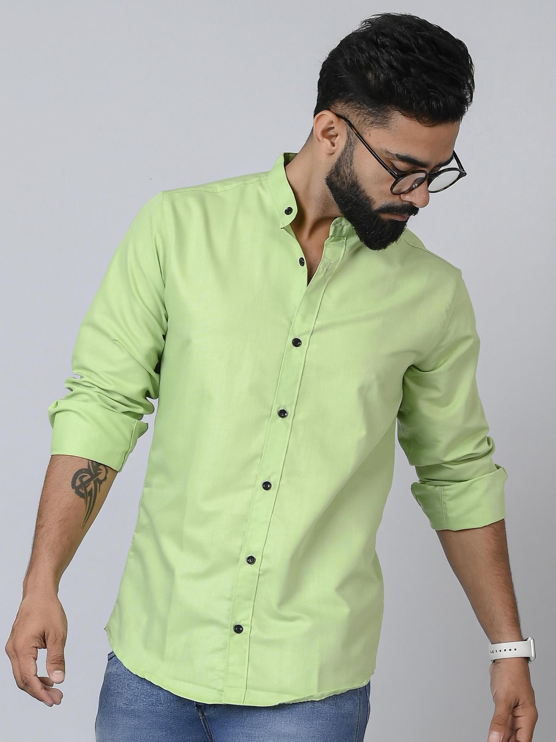 Image of METRONAUT Men Regular Fit Solid Mandarin Collar Casual Shirt