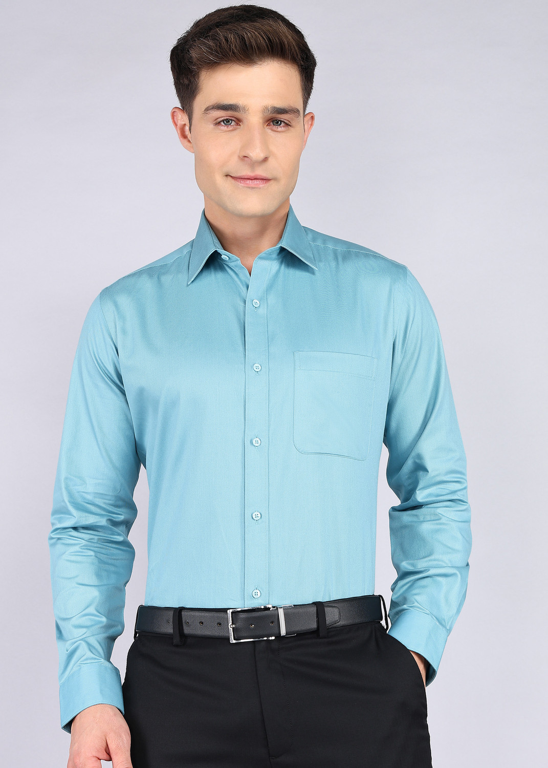 Image of Raymond Men Slim Fit Solid Formal Shirt