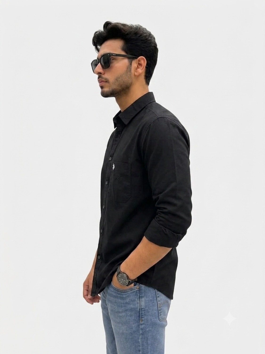 Image of LIBAAS CORNER Men Regular Fit Solid Spread Collar Casual Shirt