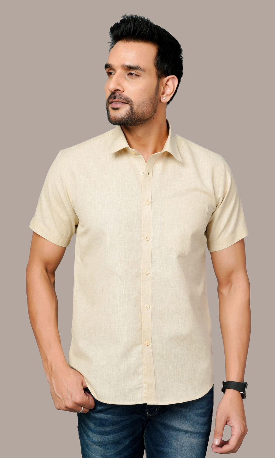 Image of Spykar Men Regular Fit Solid Slim Collar Casual Shirt