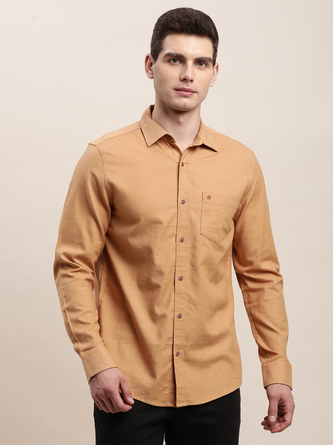 Image of TURTLE Men Slim Fit Solid Spread Collar Casual Shirt