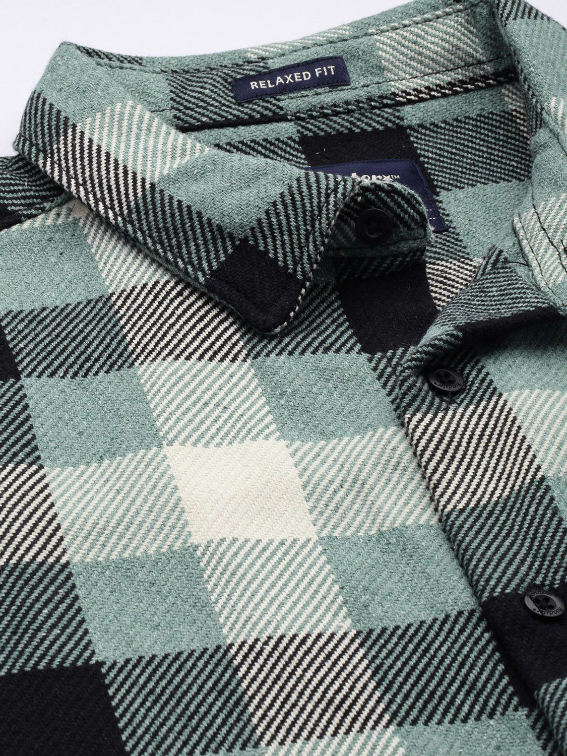 Image of Roadster Men Relaxed Fit Fit Checkered Casual Shirt
