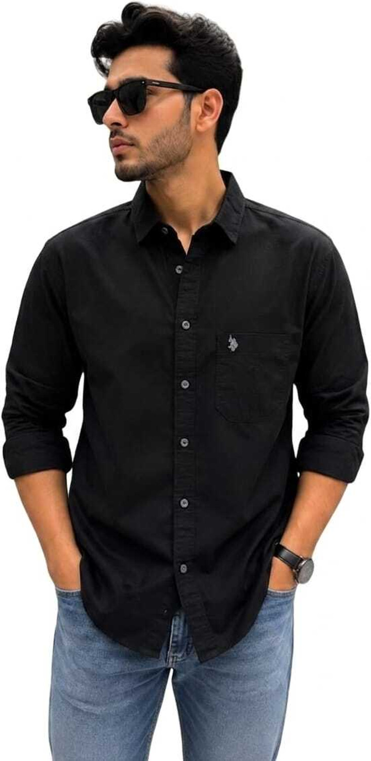 Image of LIBAAS CORNER Men Regular Fit Solid Spread Collar Casual Shirt