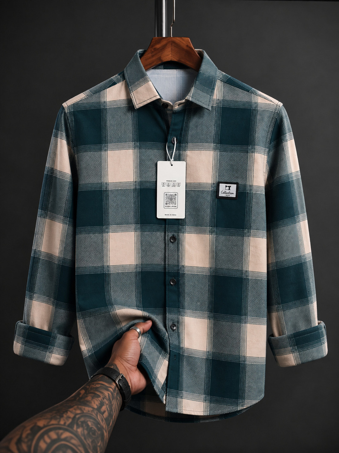 VELLOSTA Men Regular Fit Checkered Shirt - Image 1