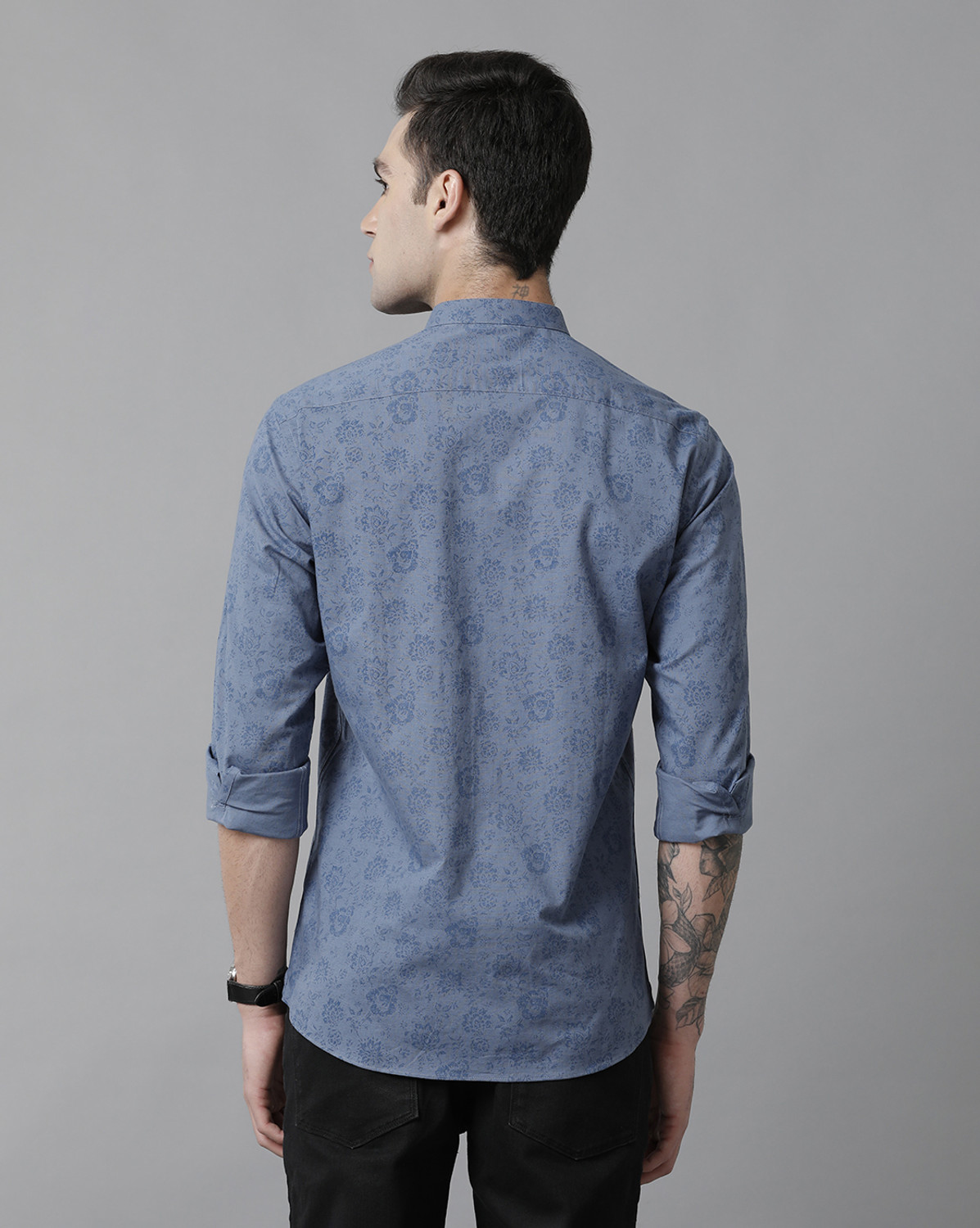 Image of CAVALLO BY LINEN CLUB Men Slim Fit Printed Mandarin Collar Casual Shirt