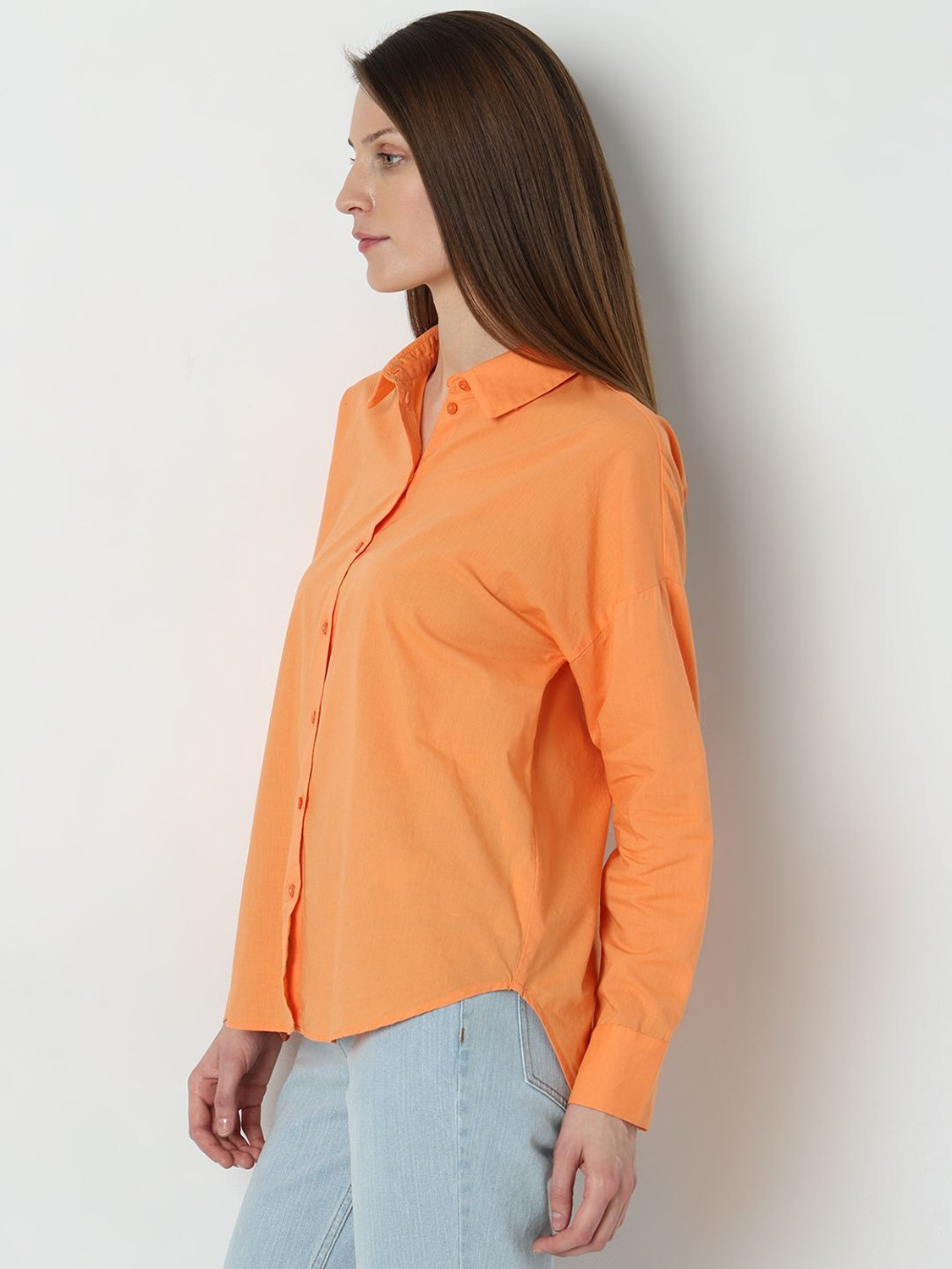 Image of VERO MODA Women Regular Fit Solid Spread Collar Casual Shirt