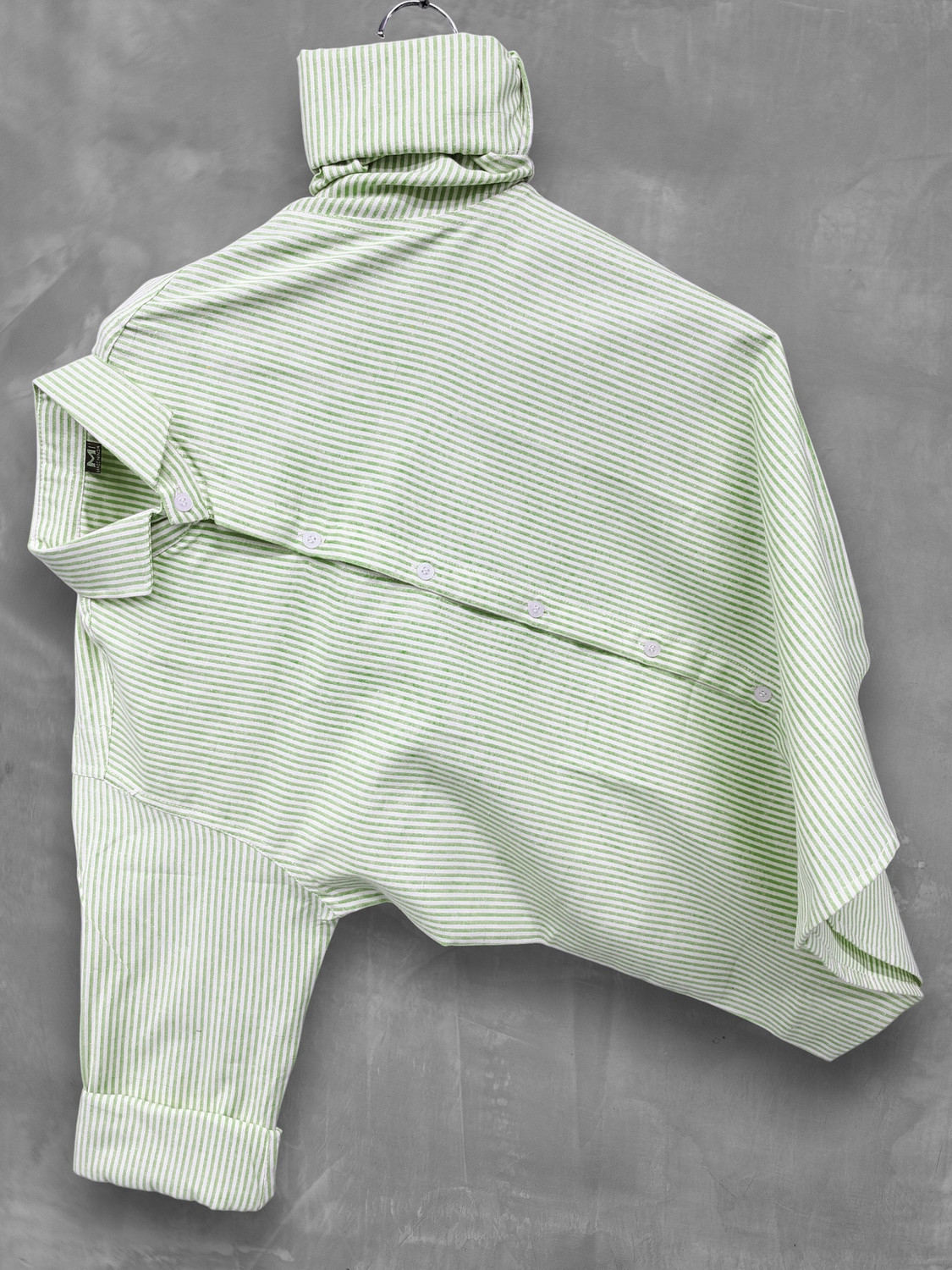 Image of METRONAUT Men Regular Fit Solid Spread Collar Casual Shirt