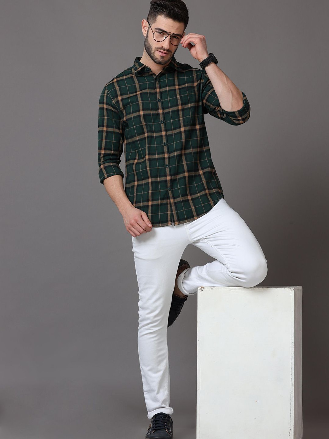 Image of HERE&NOW Men Slim Fit Checkered Casual Shirt