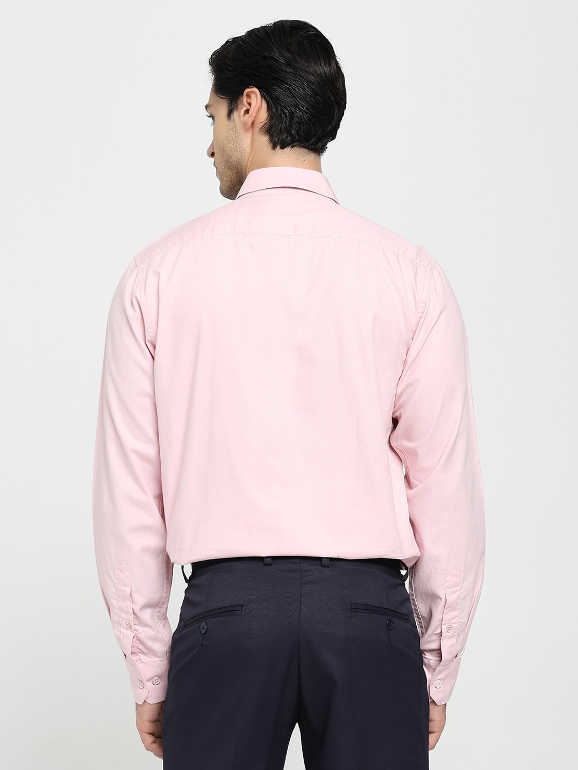 Image of xo berry Men Regular Fit Solid Spread Collar Casual Shirt