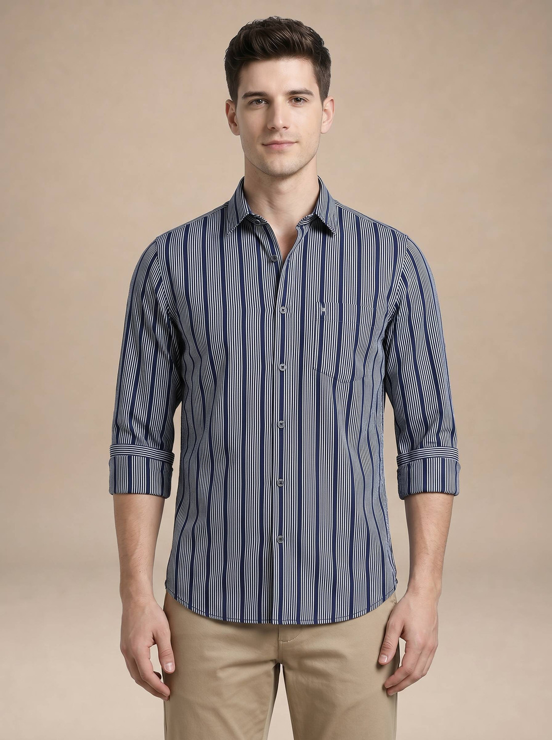 Image of CRIMSOUNE CLUB Men Slim Fit Solid Spread Collar Casual Shirt