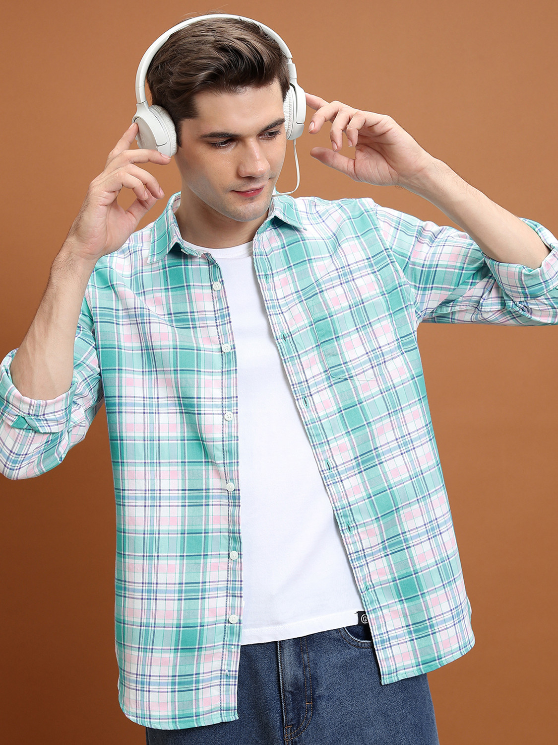 HIGHLANDER Slim Fit Checkered Casual Shirt - Image 1