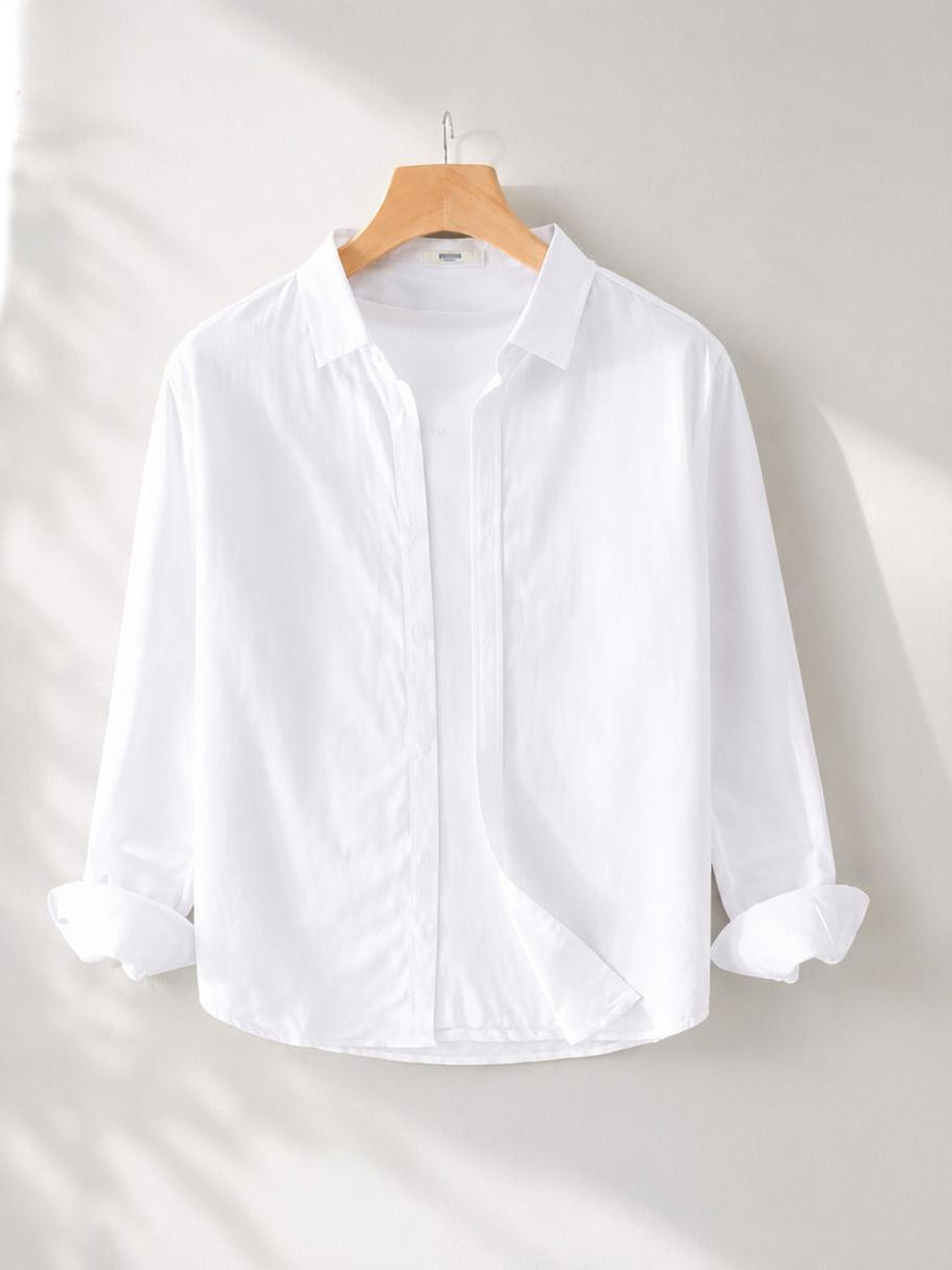 GLOREN Men Regular Fit Solid Spread Collar Shirt - Image 1
