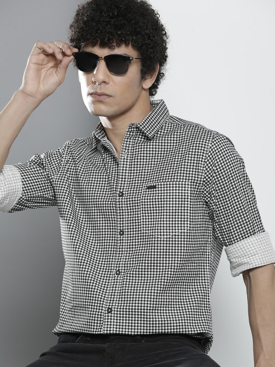 Image of Marc Laurent Men Regular Fit Checkered Spread Collar Casual Shirt