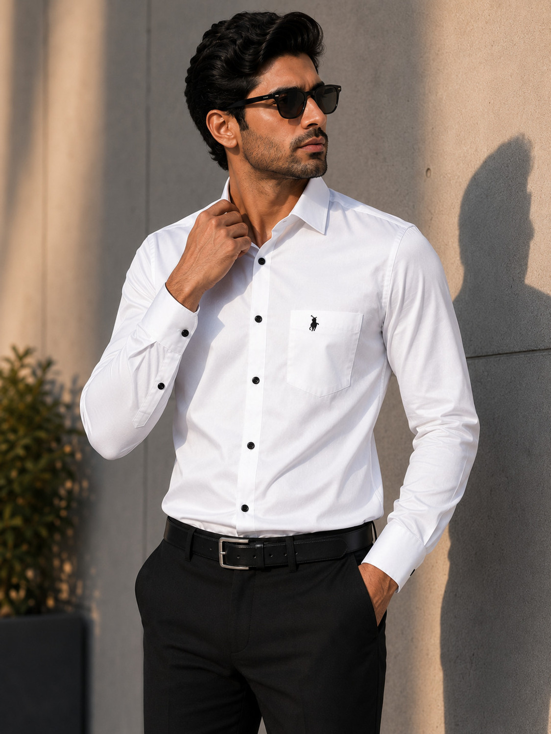 Aayat Enterprises Men Tailored Fit Solid Spread Collar Formal Shirt - Image 1