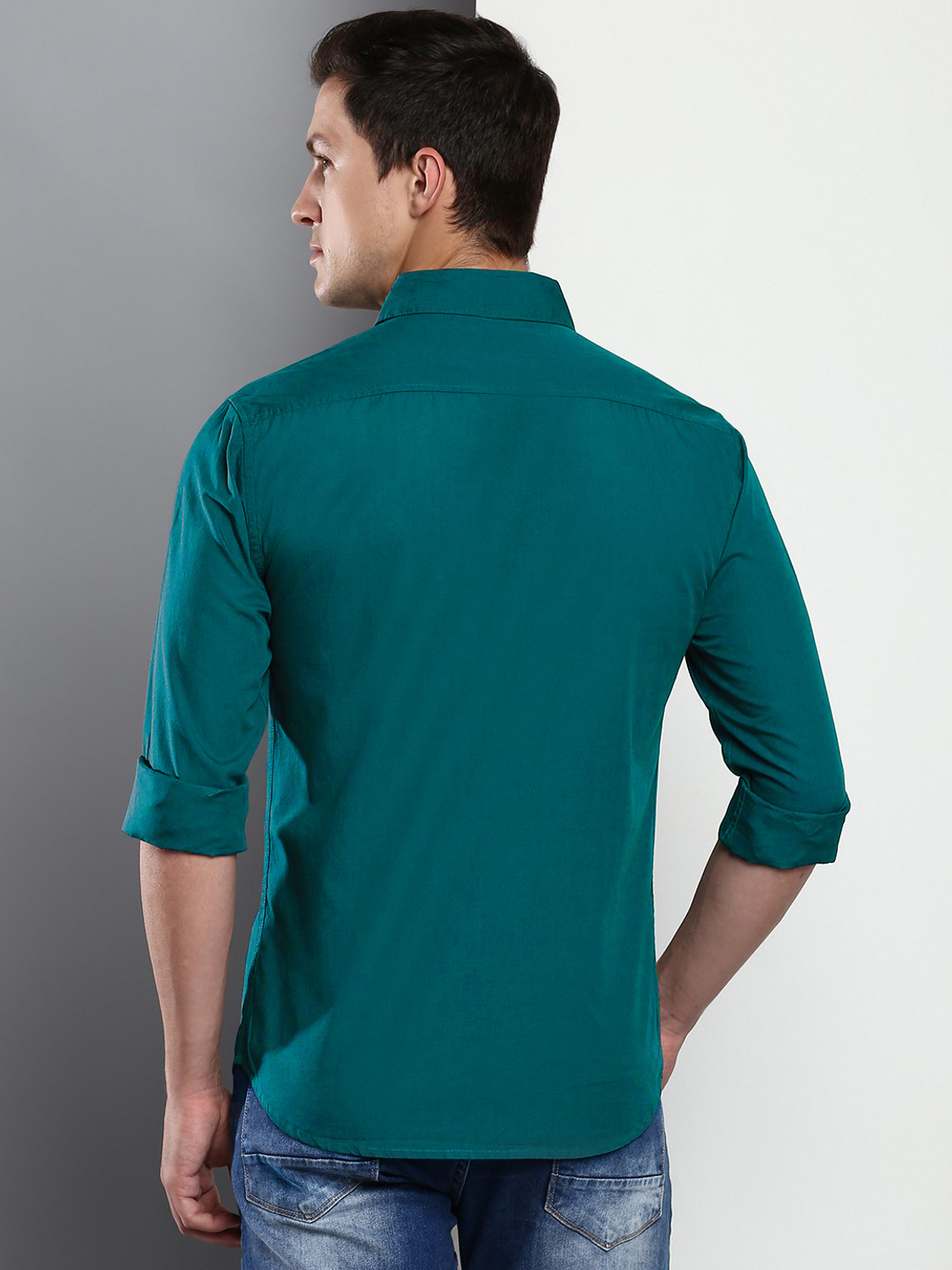Image of PROVOGUE Men Slim Fit Solid Slim Collar Casual Shirt