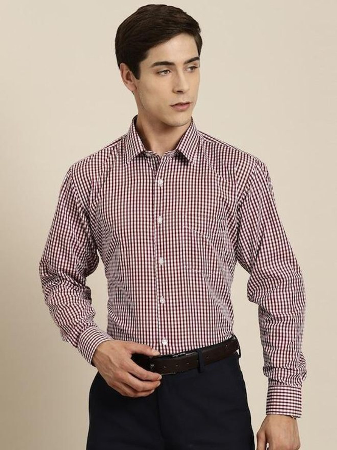 Image of Marc Laurent Men Regular Fit Checkered Spread Collar Casual Shirt