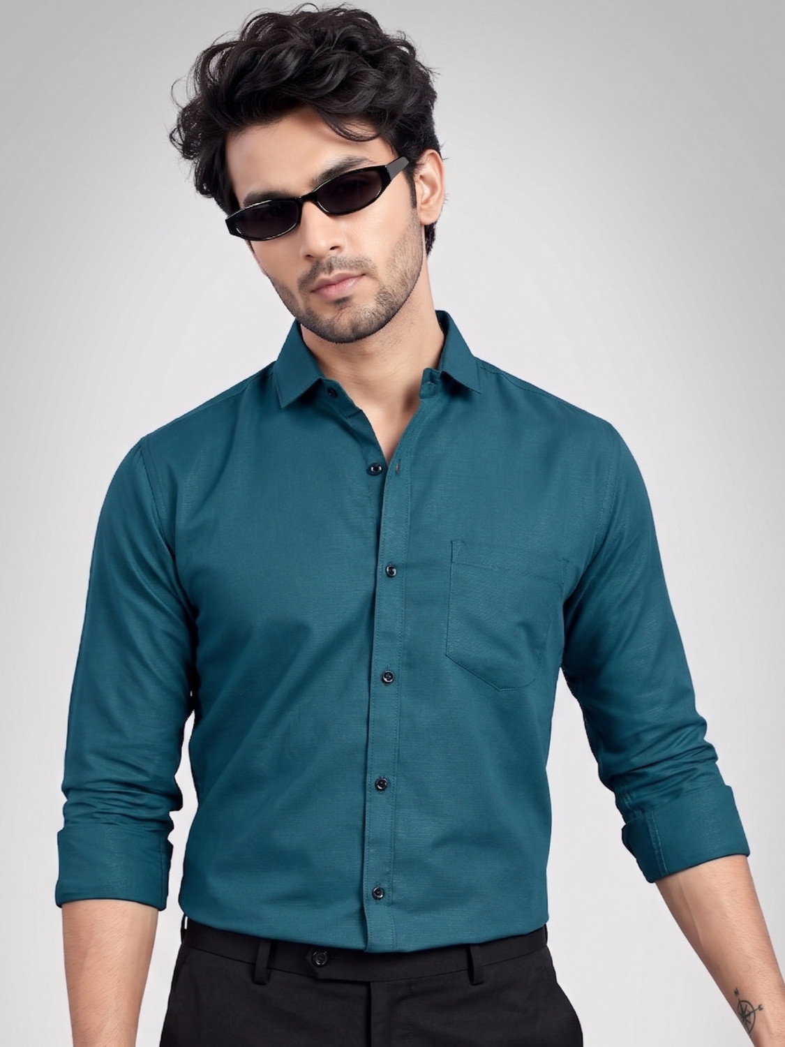 Image of FIBERMILL Men Slim Fit Solid Formal Shirt