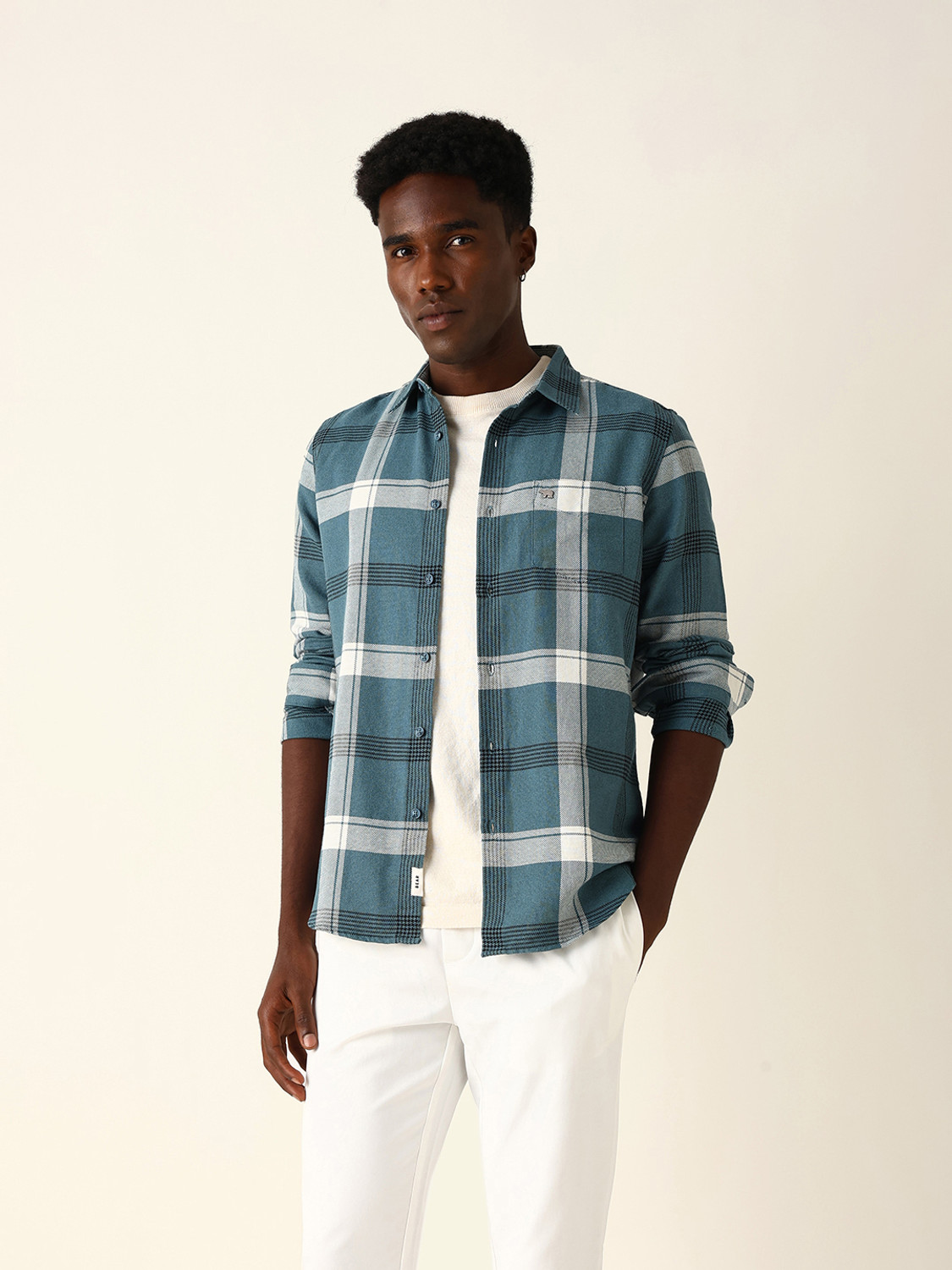 Image of THE BEAR HOUSE Men Slim Fit Solid Spread Collar Casual Shirt