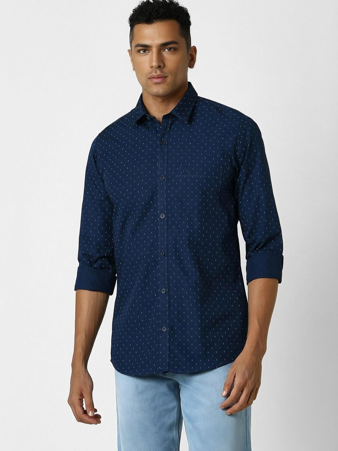 Image of PETER ENGLAND Men Slim Fit Printed Casual Shirt